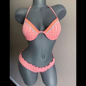 Victoria’s Secret corral bikini